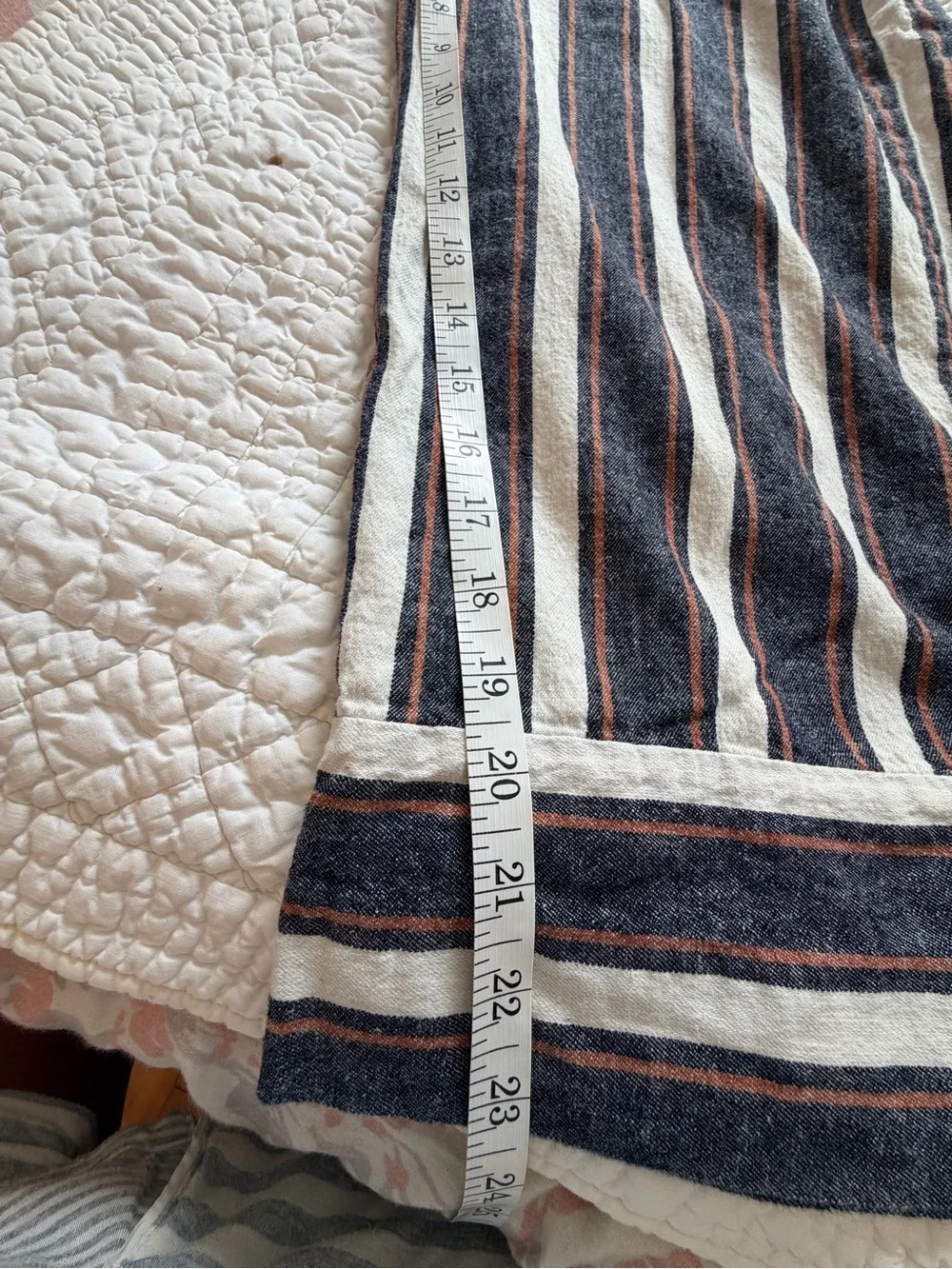 Banana Republic cropped wide